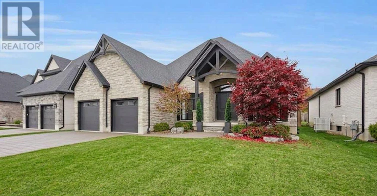 218-9861 Glendon Drive, Komoka, ON, N0L 1R0 - 3