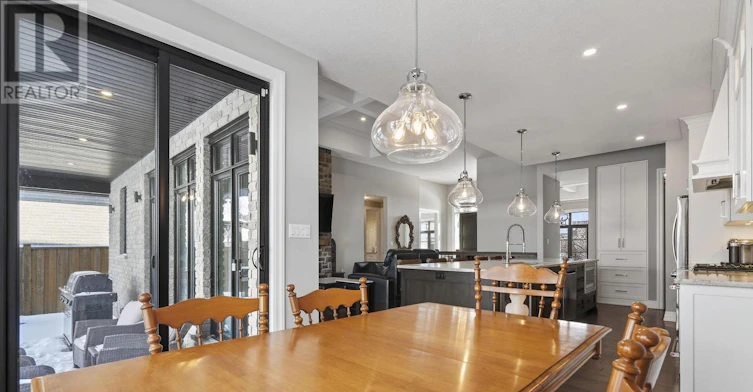 218-9861 Glendon Drive, Komoka, ON, N0L 1R0 - 18