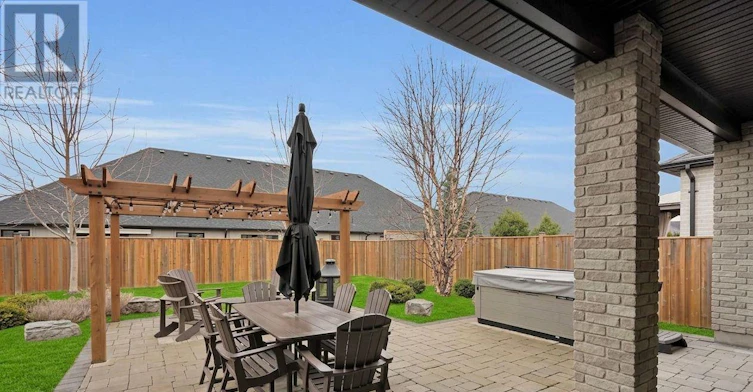 218-9861 Glendon Drive, Komoka, ON, N0L 1R0 - 42