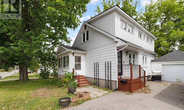 111 Beckwith Street E