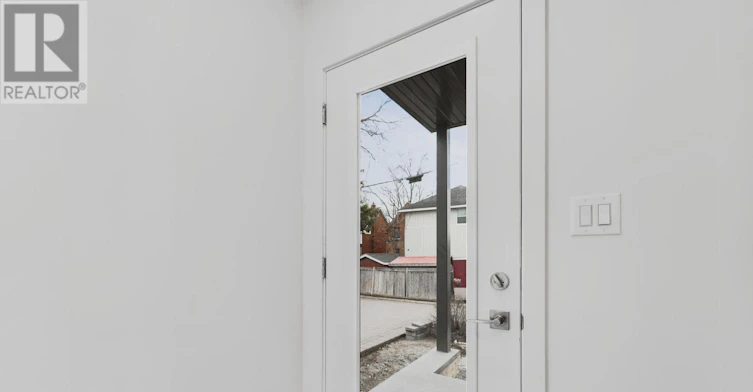 B-1650 Scott Street, Ottawa, ON, K1Y 0S7 - 3