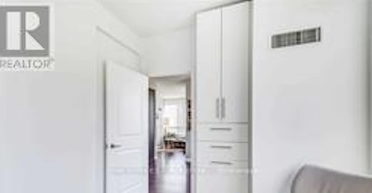 1004-500 Sherbourne Street, Toronto, ON, M4X 1L1 - 21