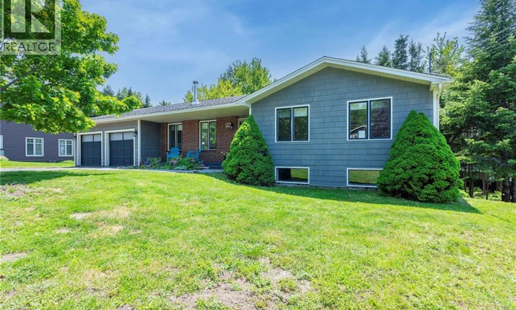 10 Eydie Drive