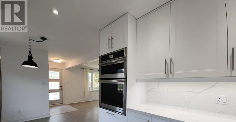 MAIN FLOOR-221 Thirtieth Street, Toronto, ON, M8W 3C9 - 13