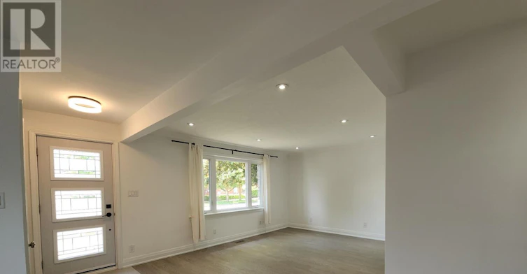 MAIN FLOOR-221 Thirtieth Street, Toronto, ON, M8W 3C9 - 3