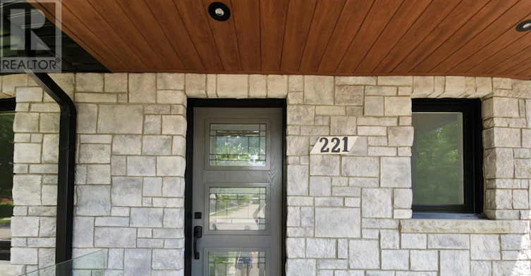 MAIN FLOOR-221 Thirtieth Street, Toronto, ON, M8W 3C9 - 2