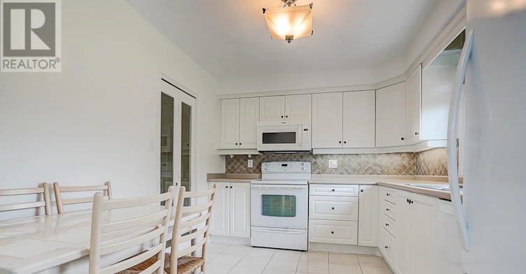 2294 Wyandotte Drive, Oakville, ON, L6L 2T6 - 17