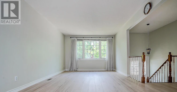 2294 Wyandotte Drive, Oakville, ON, L6L 2T6 - 9