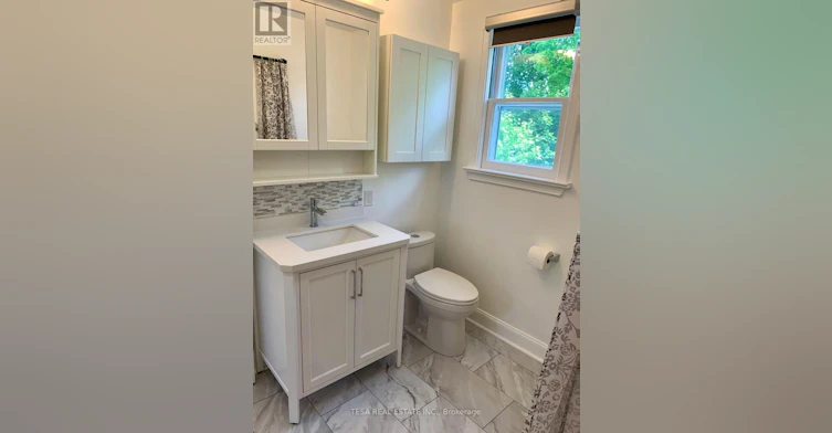 15 Downing Street, Toronto, ON, M9B 1E9 - 20