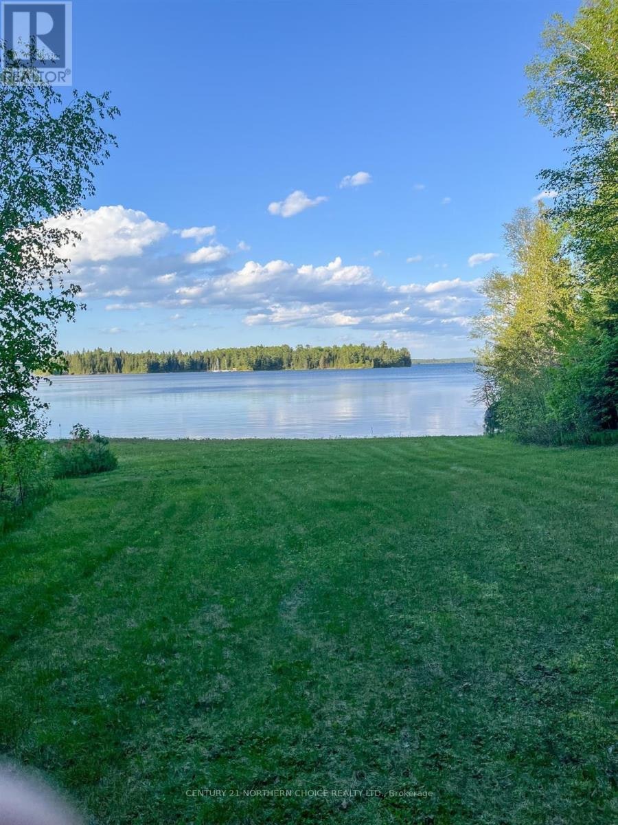 11 Hay Island E, Leeds and the Thousand Islands, ON, P0X 1H0