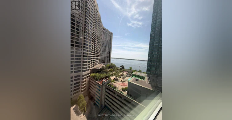 1603-77 Harbour Square, Toronto, ON, M5J 2S2 - 10