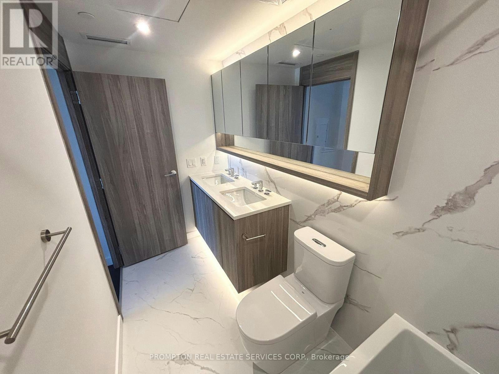 733-18 Esther Shiner Boulevard, Toronto, ON, M2K 0J7 - 17