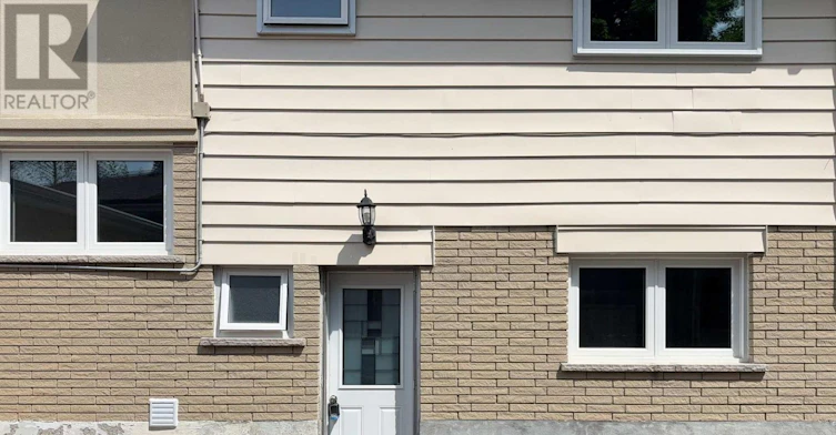 LOWER Level 1 Hammond Drive, Aurora, ON, L4G 2T8 - 3