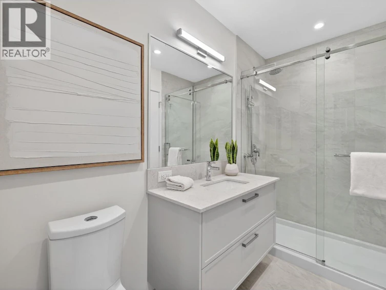 803-3340 Lakeshore Road, Kelowna, BC, V1W 3S9 - 18