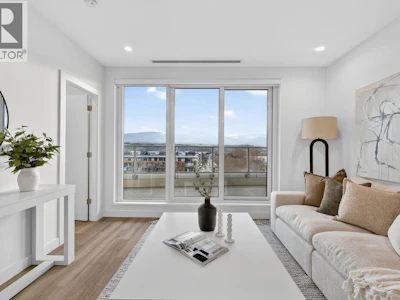 803-3340 Lakeshore Road - 4