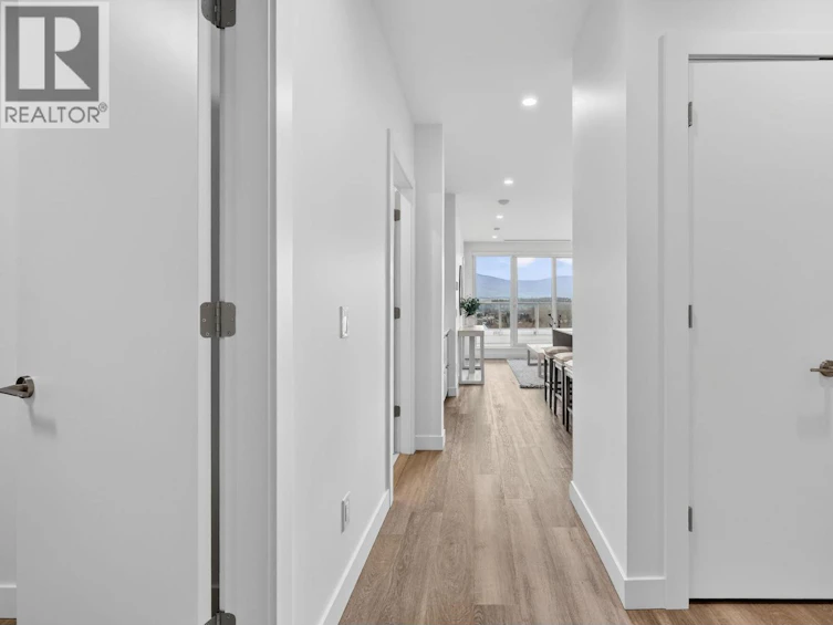 803-3340 Lakeshore Road, Kelowna, BC, V1W 3S9 - 15