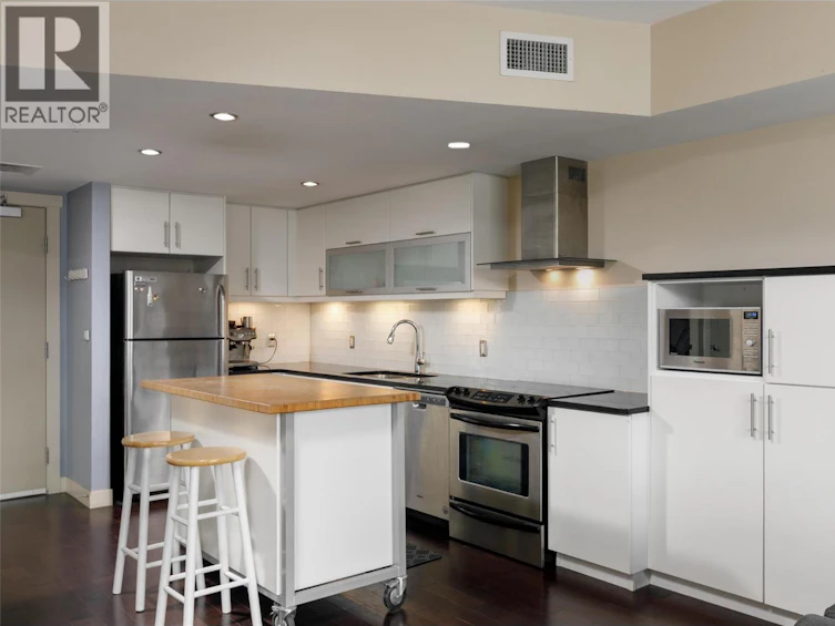 203-700 Martin Avenue, Kelowna, BC, V1Y 6V3 - 4