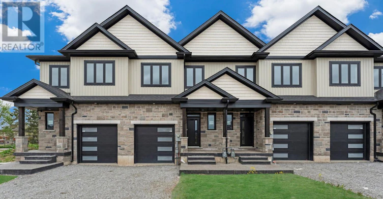 6204 Curlin Crescent, Niagara Falls, ON, L2H 0B8