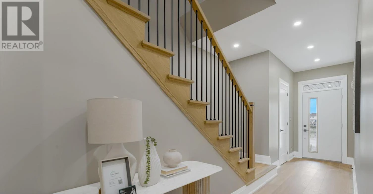 6204 Curlin Crescent, Niagara Falls, ON, L2H 0B8 - 4