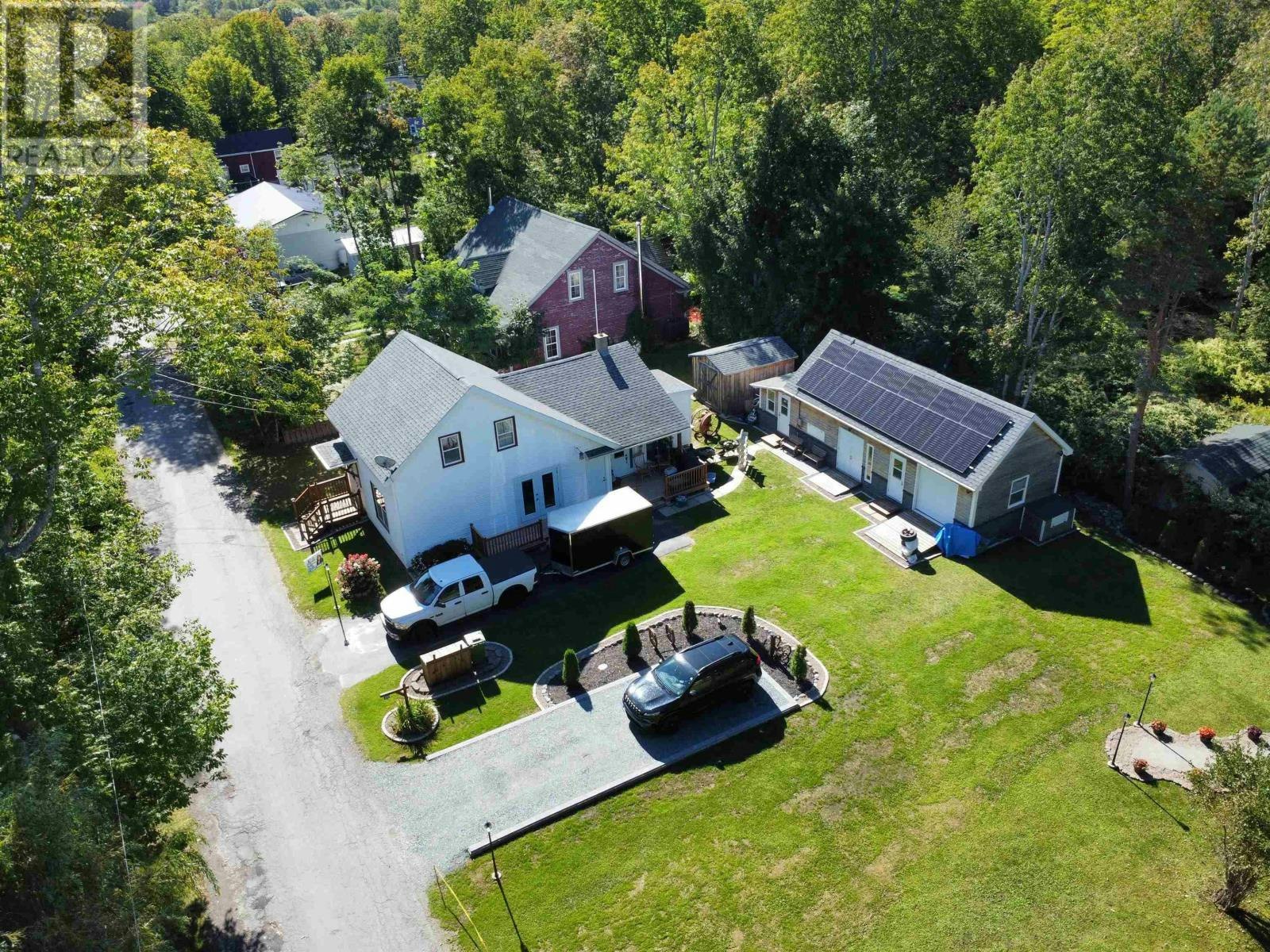 22 Forest Street, Milton, NS, B0T 1P0