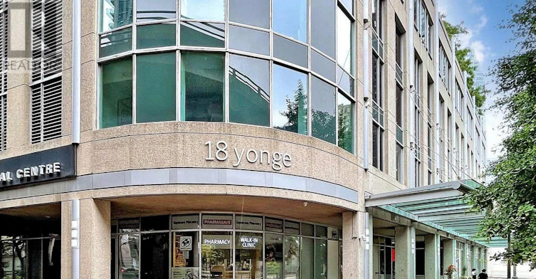 2904-18 Yonge Street, Toronto, ON, M5E 1Z8 - 2