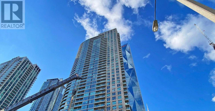 2904-18 Yonge Street, Toronto, ON, M5E 1Z8