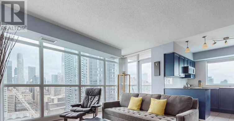 2904-18 Yonge Street, Toronto, ON, M5E 1Z8 - 3