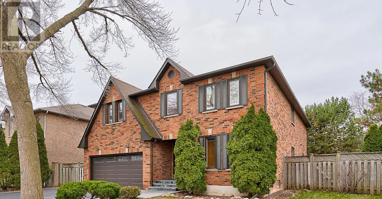 333 Callaghan Crescent, Oakville, ON, L6H 5H7 - 2
