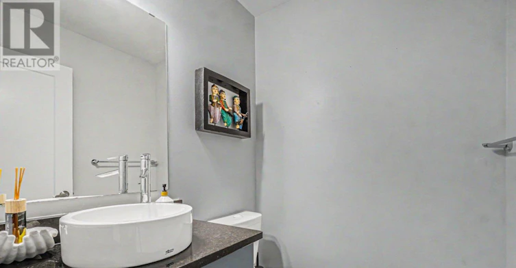 618 Mikinak Road, Ottawa, ON, K1K 3X7 - 15