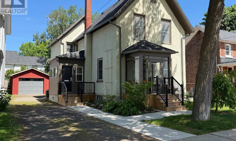104 James Street W
