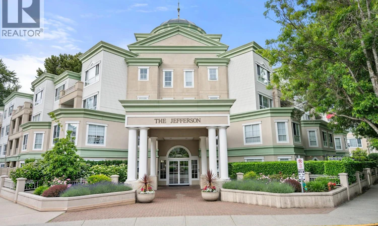 209-2975 Princess Crescent
