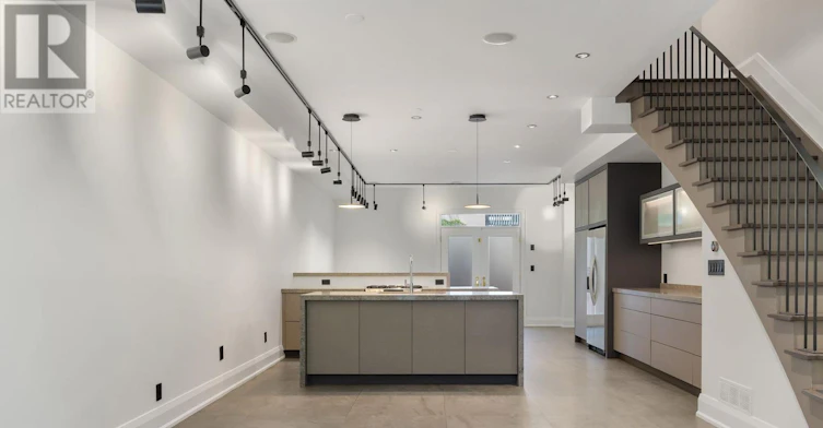 6 Huntley Street, Toronto, ON, M4Y 2K6 - 6