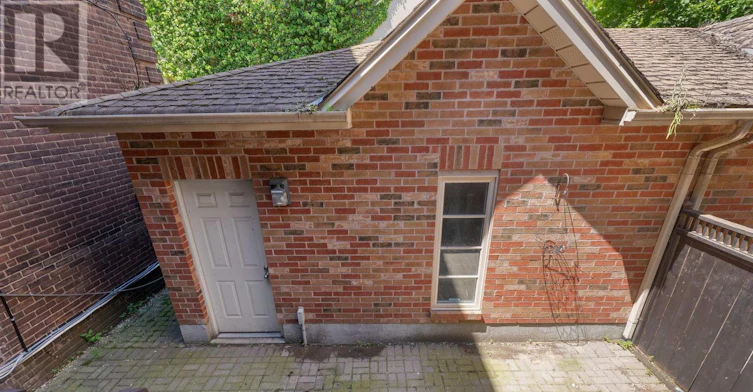 6 Huntley Street, Toronto, ON, M4Y 2K6 - 15