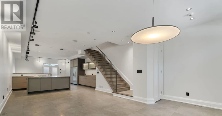 6 Huntley Street, Toronto, ON, M4Y 2K6 - 7