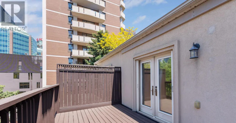 6 Huntley Street, Toronto, ON, M4Y 2K6 - 29