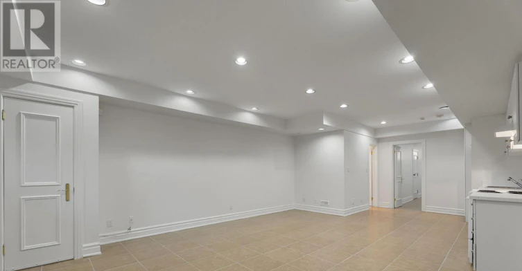6 Huntley Street, Toronto, ON, M4Y 2K6 - 39