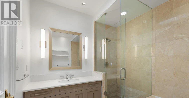6 Huntley Street, Toronto, ON, M4Y 2K6 - 33