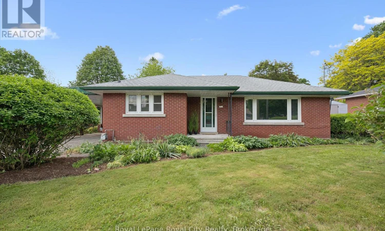 4 Campion Avenue