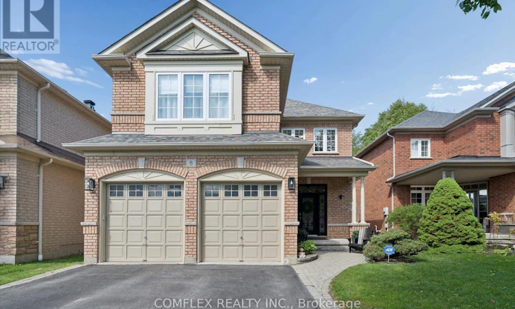 8 Inverary Court