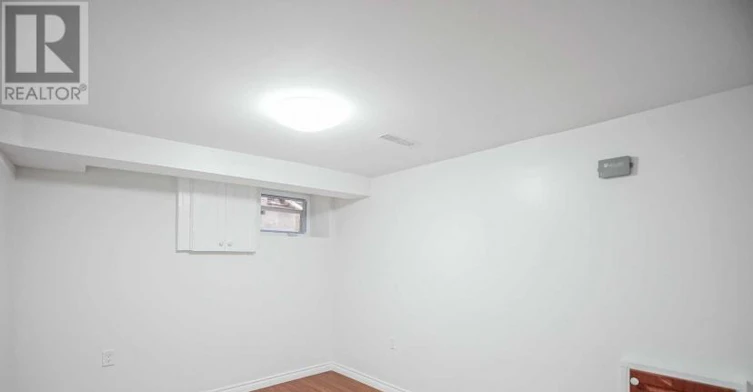 LOWER-932 Ossington Avenue, Toronto, ON, M6G 3V1