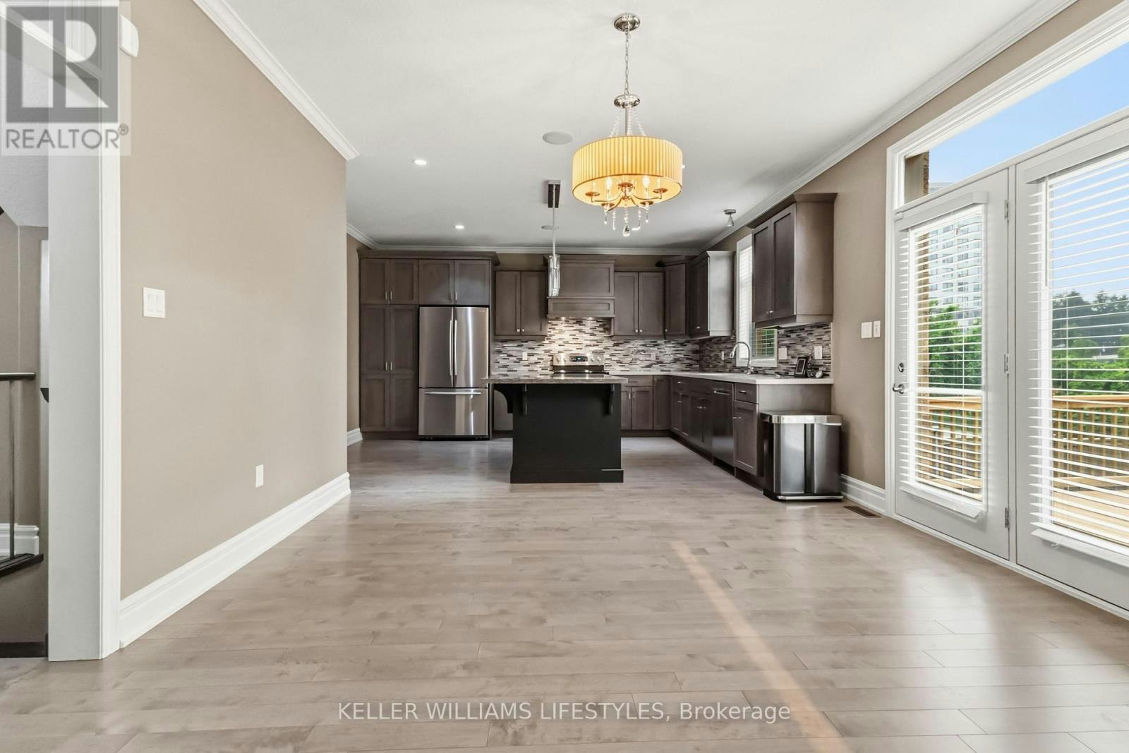 3135 Pincombe Drive, London, ON, N6L 0B4 - 11