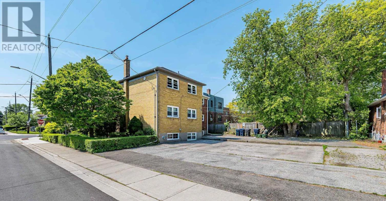 1-40 Emerald Crescent, Toronto, ON, M8V 2B6 - 30