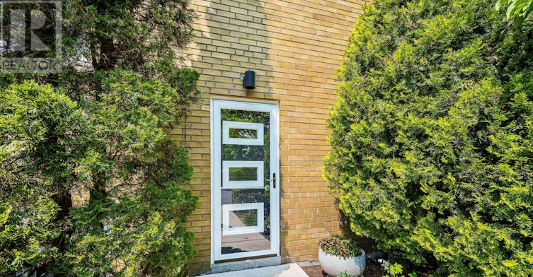 1-40 Emerald Crescent, Toronto, ON, M8V 2B6 - 4