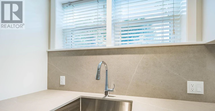1-40 Emerald Crescent, Toronto, ON, M8V 2B6 - 10