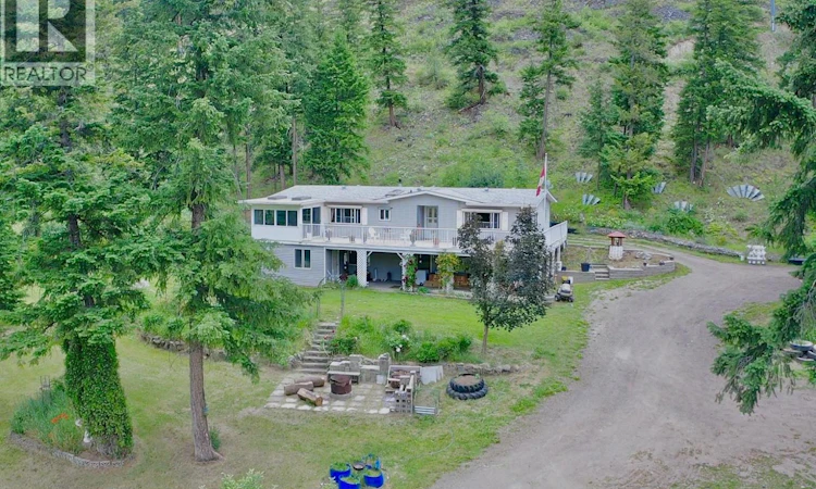 1120 S Yellowhead Highway
