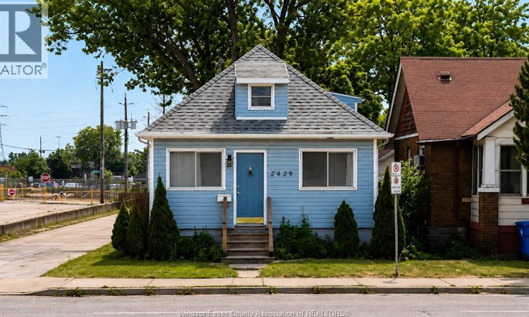 2429 Howard Avenue