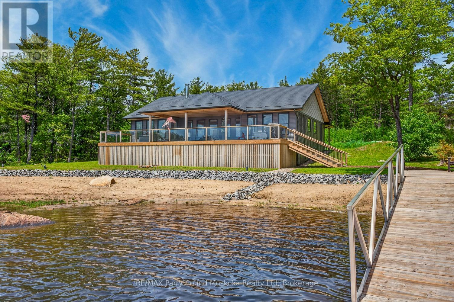 32 A11 Island, The Archipelago, ON, P0G 1K0