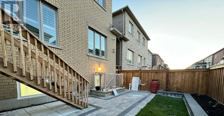 216 Wesmina Avenue, Whitchurch-Stouffville, ON, L4A 5A2 - 5