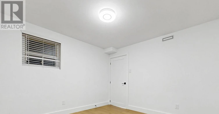 BASEMENT-45 Croham Road, Toronto, ON, M6E 4X9 - 9