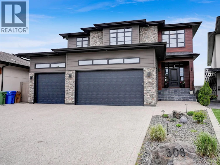 308 Brookview Drive, Regina, SK, S4Y 0B2 - 2